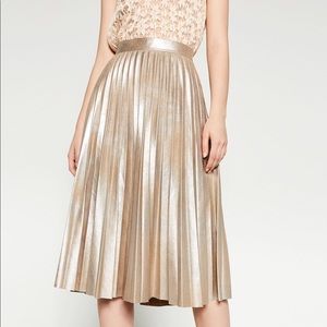 Zara metallic skirt pleated - champagne gold!